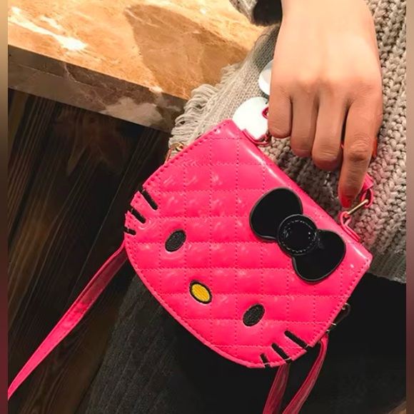 Hello Kitty Cutie Quilted Pink and Black Crossbody Mini Bag 💕 - Picture 4 of 12